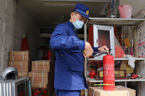 浙江海盐打响消防器材安全保卫战 突击检查现场查获假冒伪劣产品500件整治动真格